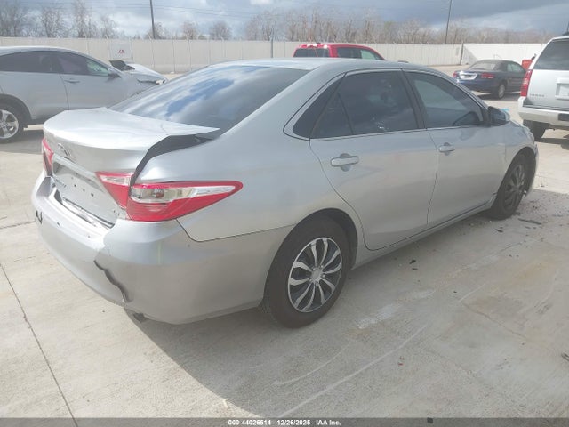 Toyota CAMRY LE 2015 4T4BF1FK1FR503044 Image 4