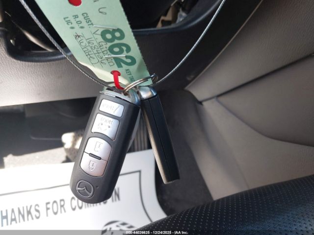 2017 MAZDA MAZDA6 JM1GL1W50H1121826 Photo 10