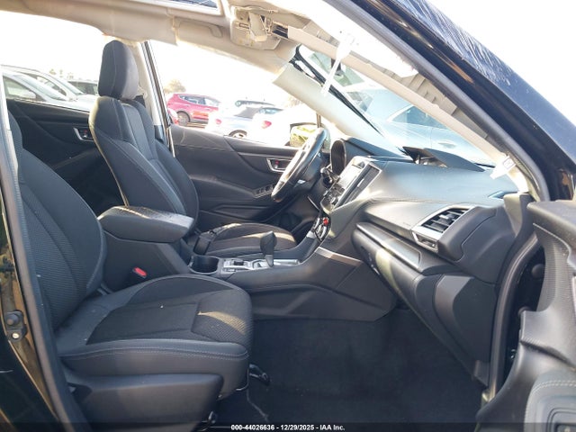 Subaru Forester Premium 2019 JF2SKAGC0KH426432 Image 5