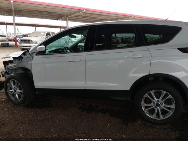 Ford ESCAPE SE 2017 1FMCU0GD2HUE51148 Image 15