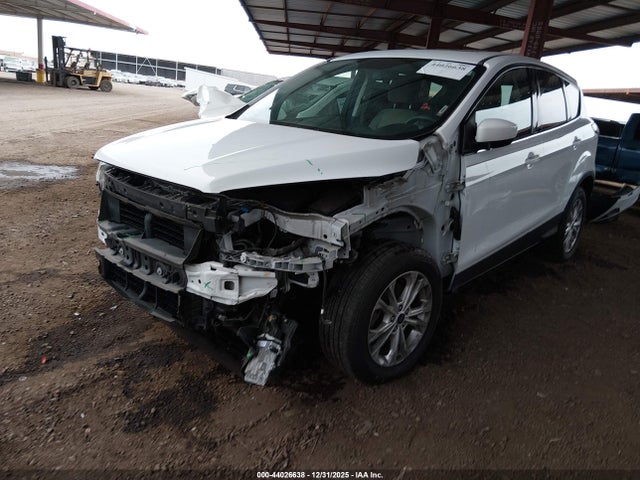 2017 FORD ESCAPE 1FMCU0GD2HUE51148 Photo 1