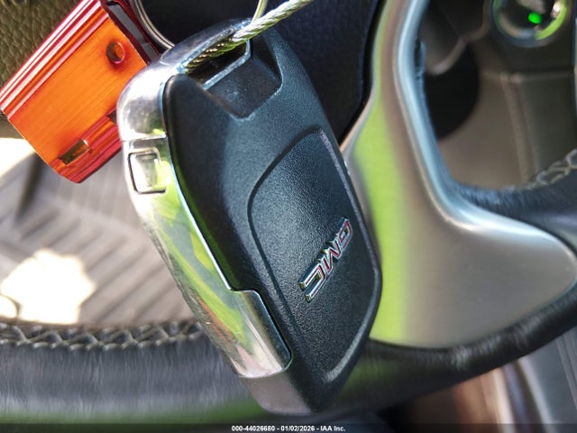 1GKS1GKC7HR387616 GMC Yukon Xl Slt