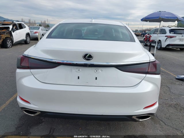 58ABZ1B14KU004000 Lexus ES 350