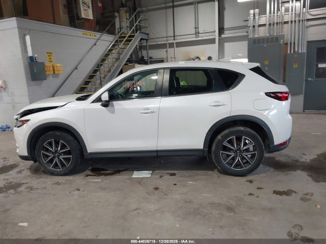 Mazda Cx-5 Touring 2018 JM3KFACM2J1353886 Image 14