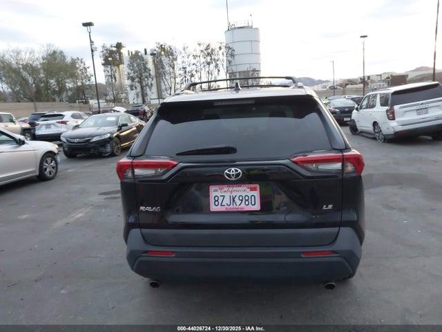 Toyota RAV4 LE 2021 2T3K1RFV9MC168249 Image 17