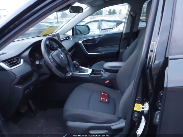 Toyota RAV4 LE 2021 2T3K1RFV9MC168249 Image 5