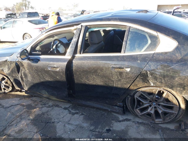 WBY33HG04TCV23676 BMW I5 Xdrive40