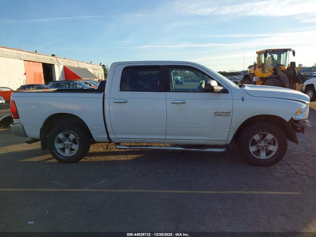 1C6RR7LG9ES157561 RAM 1500 Slt