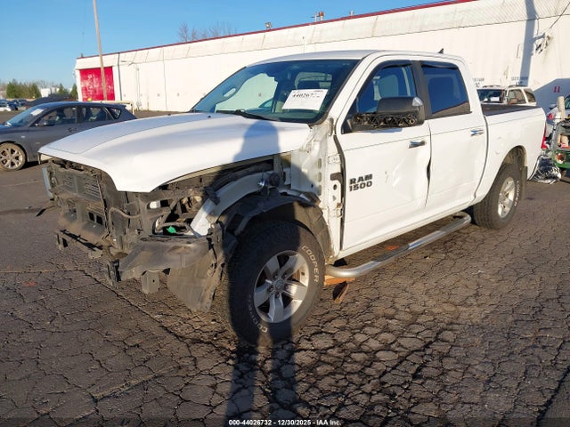 1C6RR7LG9ES157561 RAM 1500 Slt