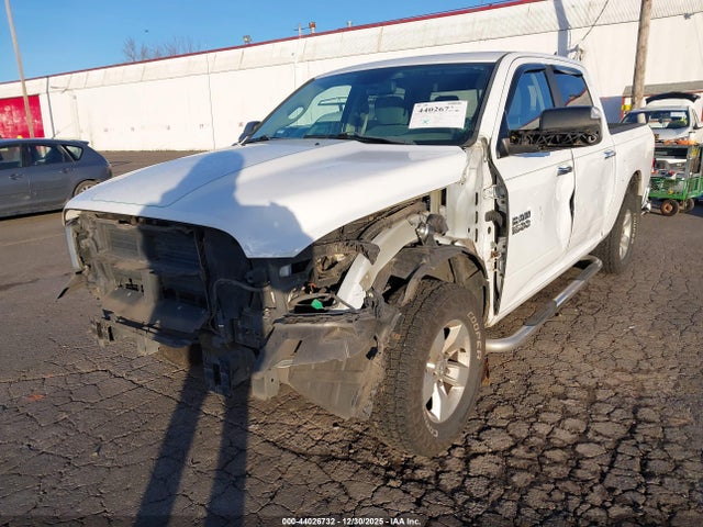 1C6RR7LG9ES157561 RAM 1500 Slt