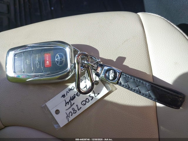 5TDKDRAH1RS051023 Toyota Highlander Xle
