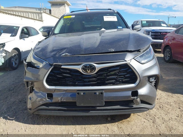 5TDKDRAH1RS051023 Toyota Highlander Xle