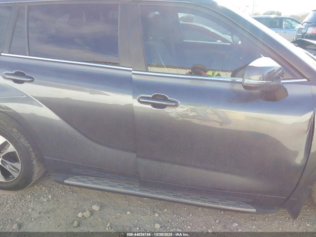 5TDKDRAH1RS051023 Toyota Highlander Xle