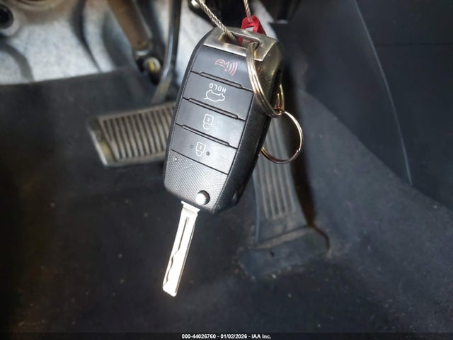 KIA Soul 2015 KNDJN2A22F7804172 Image 11