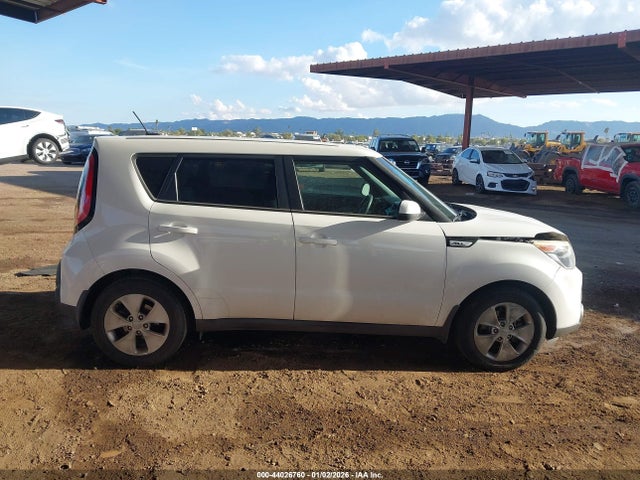 KIA Soul 2015 KNDJN2A22F7804172 Image 13