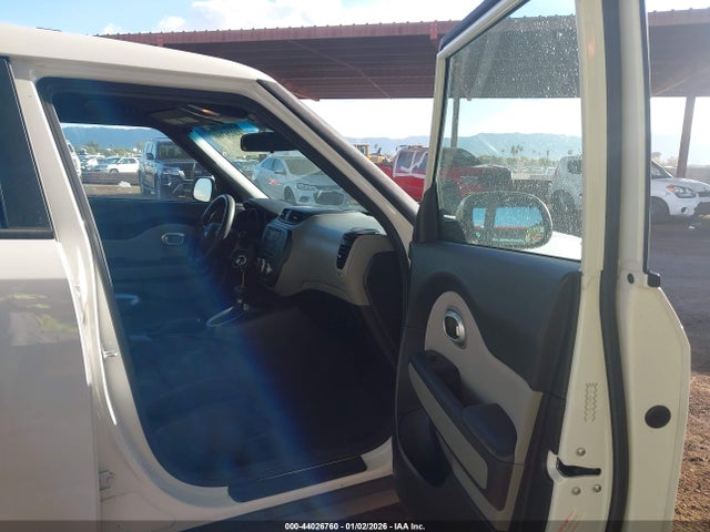 KIA Soul 2015 KNDJN2A22F7804172 Image 5