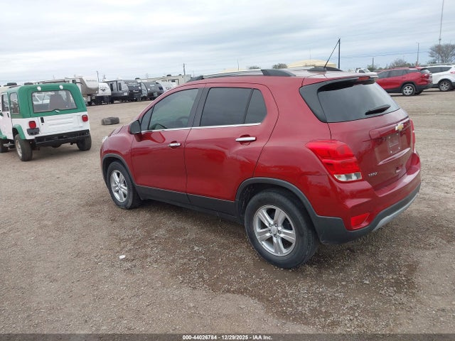 2019 CHEVROLET TRAX 3GNCJLSB3KL166181 Photo 2