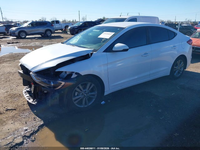 5NPD84LF3JH329331 Hyundai ELANTRA SEL