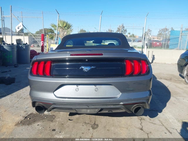 Ford Mustang Ecoboost Premium 2022 1FATP8UH4N5115708 Image 16