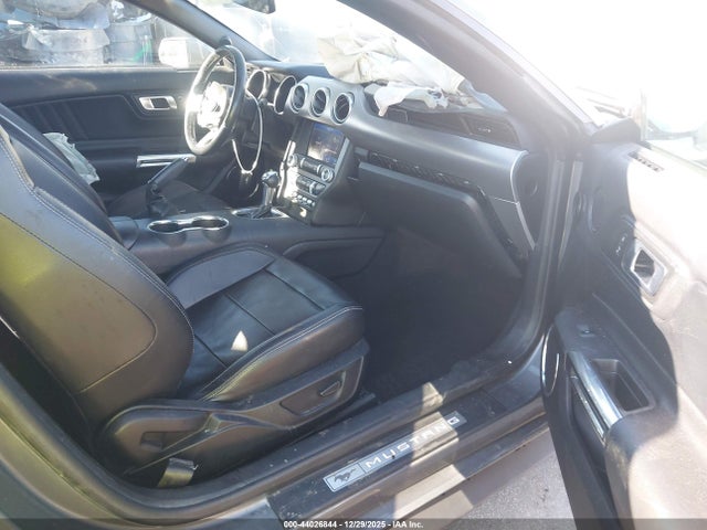 2022 FORD MUSTANG 1FATP8UH4N5115708 Photo 4