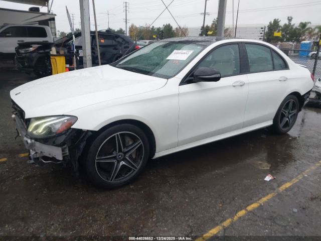 2018 MERCEDES-BENZ E 300 WDDZF4JB7JA488409 Photo 1