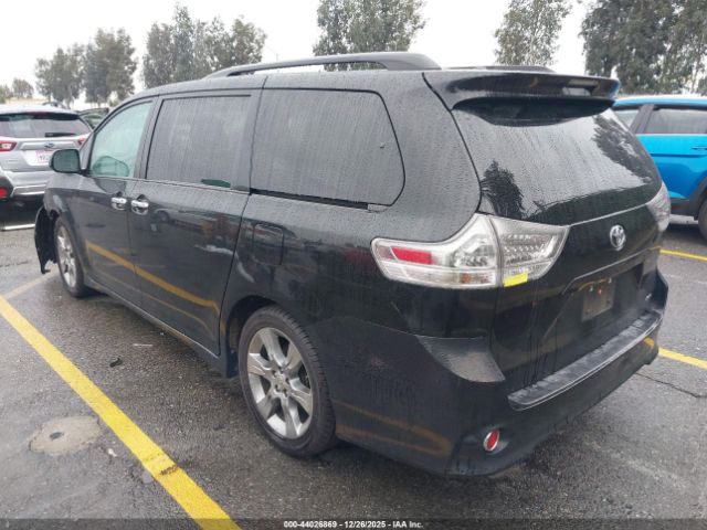 2014 TOYOTA SIENNA 5TDXK3DC2ES505654 Photo 2