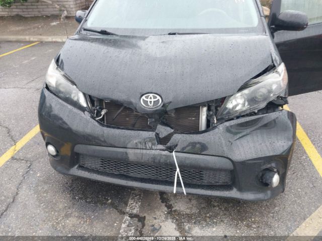 2014 TOYOTA SIENNA 5TDXK3DC2ES505654 Photo 5