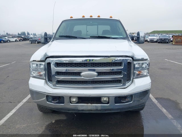 44026886 :رقم المزاد ، 1FTWW33P56EC10608 vin ، 2006 Ford F-350 Lariat/xl/xlt مزاد بيع