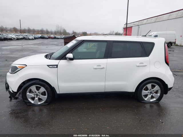 Продаж на аукціоні авто 2018 Kia Soul, vin: KNDJN2A20J7896035, номер лоту: 44026898