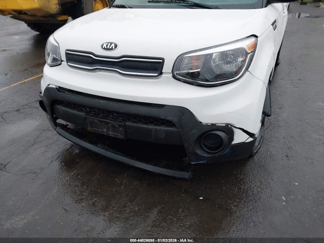 Продаж на аукціоні авто 2018 Kia Soul, vin: KNDJN2A20J7896035, номер лоту: 44026898