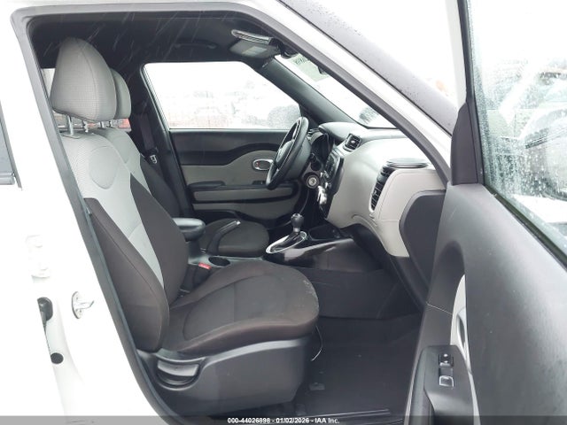 Продаж на аукціоні авто 2018 Kia Soul, vin: KNDJN2A20J7896035, номер лоту: 44026898