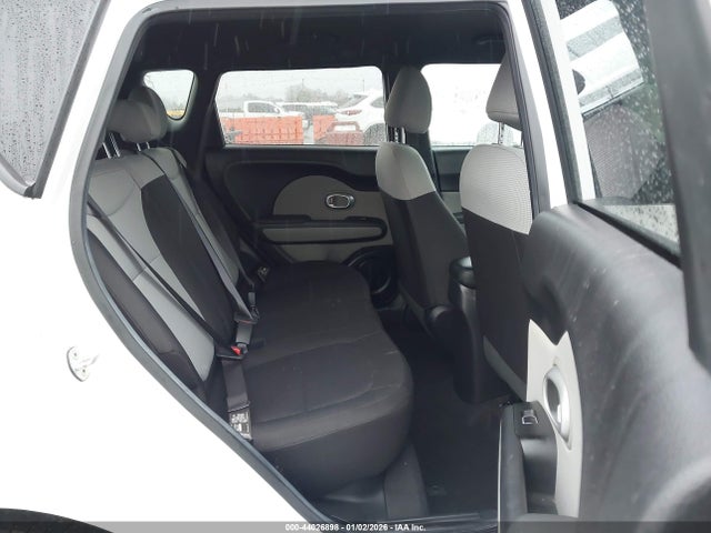 Продаж на аукціоні авто 2018 Kia Soul, vin: KNDJN2A20J7896035, номер лоту: 44026898
