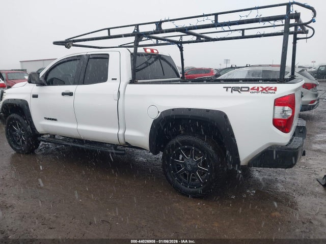 5TFUY5F16GX501239 Toyota Tundra Sr5 5.7l V8