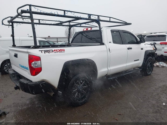 5TFUY5F16GX501239 Toyota Tundra Sr5 5.7l V8