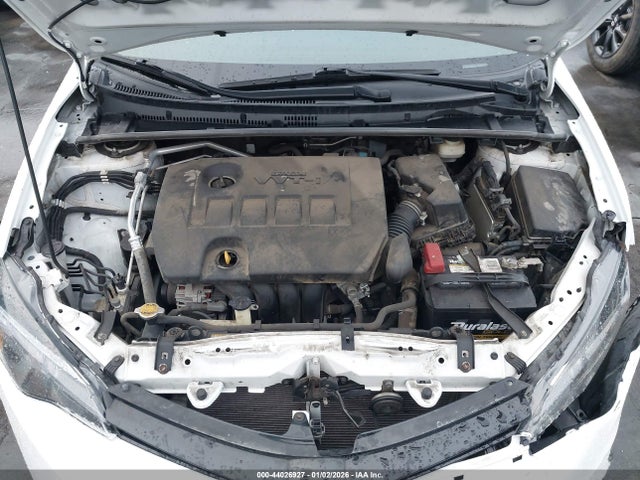 5YFBURHE6HP572144 Toyota COROLLA LE