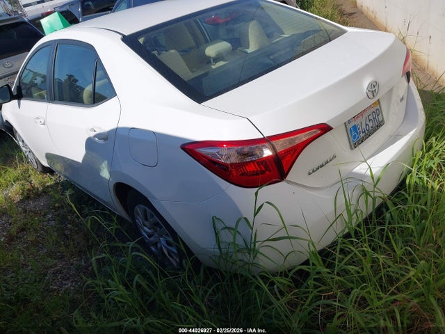 5YFBURHE6HP572144 Toyota COROLLA LE