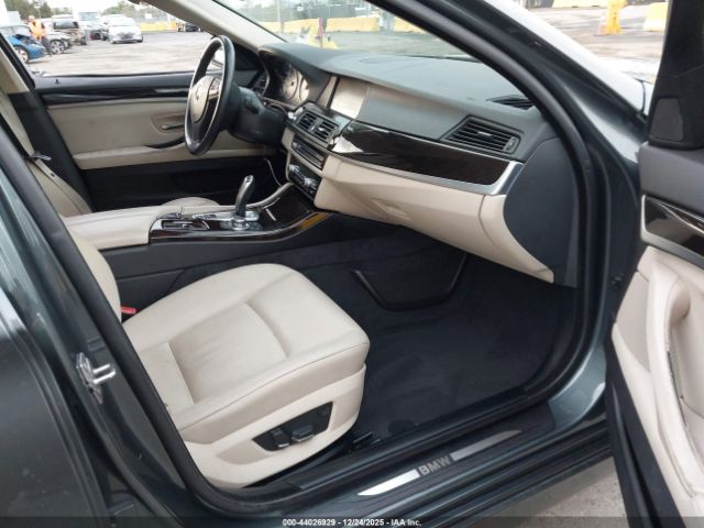 2011 BMW 528I WBAFR1C54BC745958 Photo 4