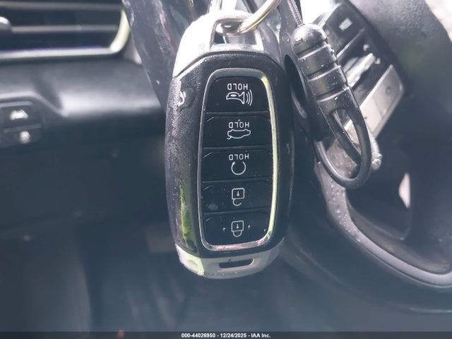 KMHLN4AJ5MU007047 Hyundai Elantra Hybrid Limited