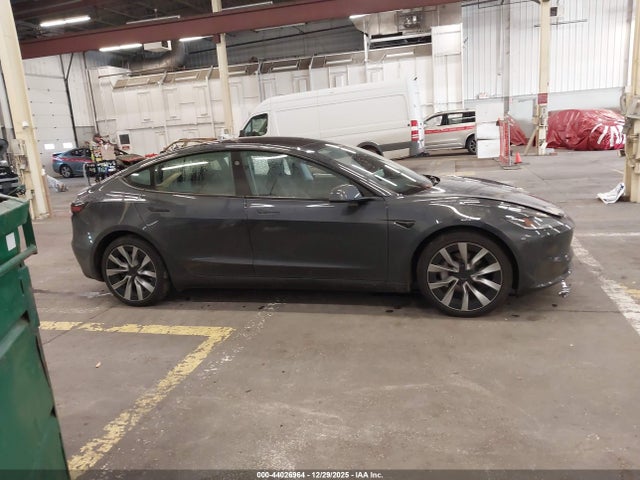 Tesla Model 3 Long Range All-wheel Drive 2025 5YJ3E1EBXSF967346 Image 13
