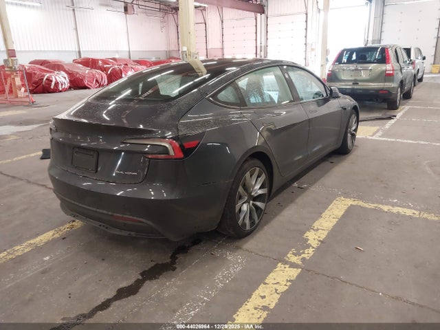 2025 TESLA MODEL 3 5YJ3E1EBXSF967346 Photo 3