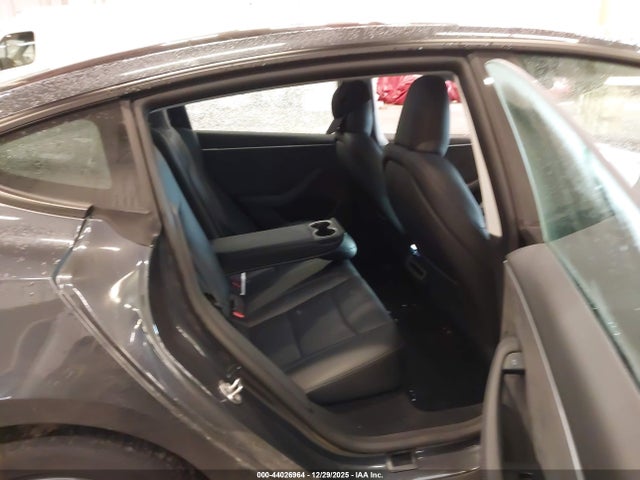 2025 TESLA MODEL 3 5YJ3E1EBXSF967346 Photo 7