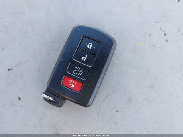 Toyota Rav4 Limited 2015 JTMYFREV8FJ046253 Image 11