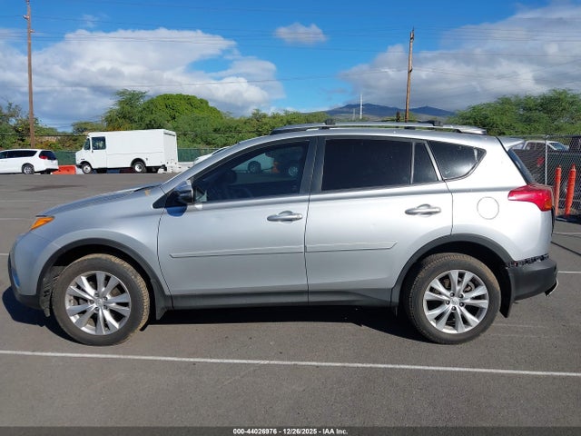 Toyota Rav4 Limited 2015 JTMYFREV8FJ046253 Image 15