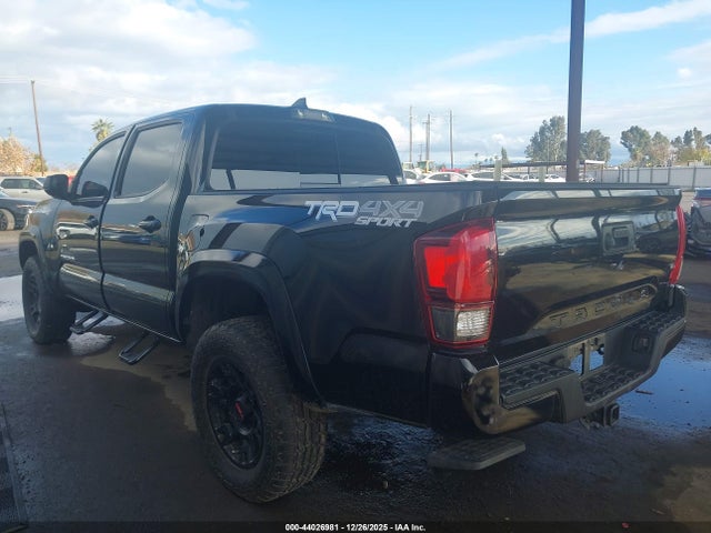 5TFCZ5AN3KX179333 Toyota Tacoma Trd Sport