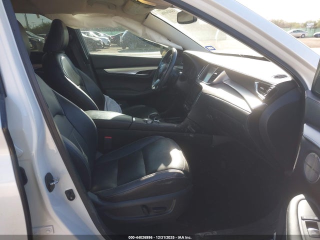 3PCAJ5M39KF126915 Infiniti Qx50 Essential