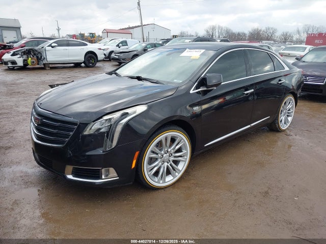 2018 CADILLAC XTS 2G61M5S32J9135360 Photo 1