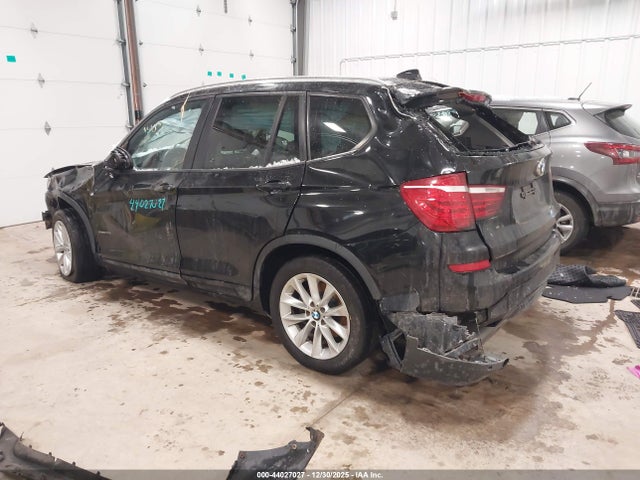 2017 BMW X3 5UXWX9C33H0T23808 Photo 2