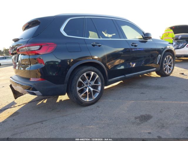 2020 BMW X5 5UXCR4C03L9B02268 Photo 3