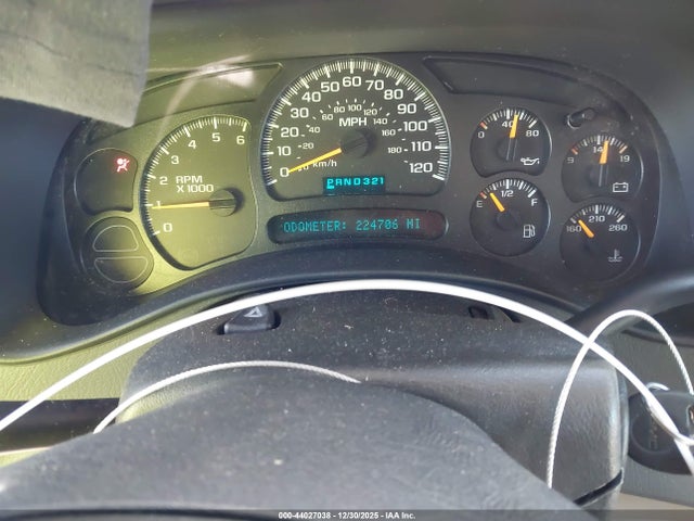 44027038 :رقم المزاد ، 1GKEC13T75R182960 vin ، 2005 Gmc Yukon Slt مزاد بيع