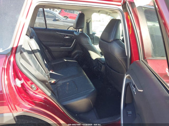 JTMA1RFVXMD531648 Toyota Rav4 Xle Premium